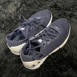 Under Armour Hovr Sonic shoe